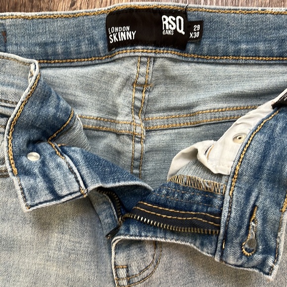 RSQ London Skinny Distressed Denim Jeans, Size 29x30, Light Wash Mixed Materials - Picture 10 of 11
